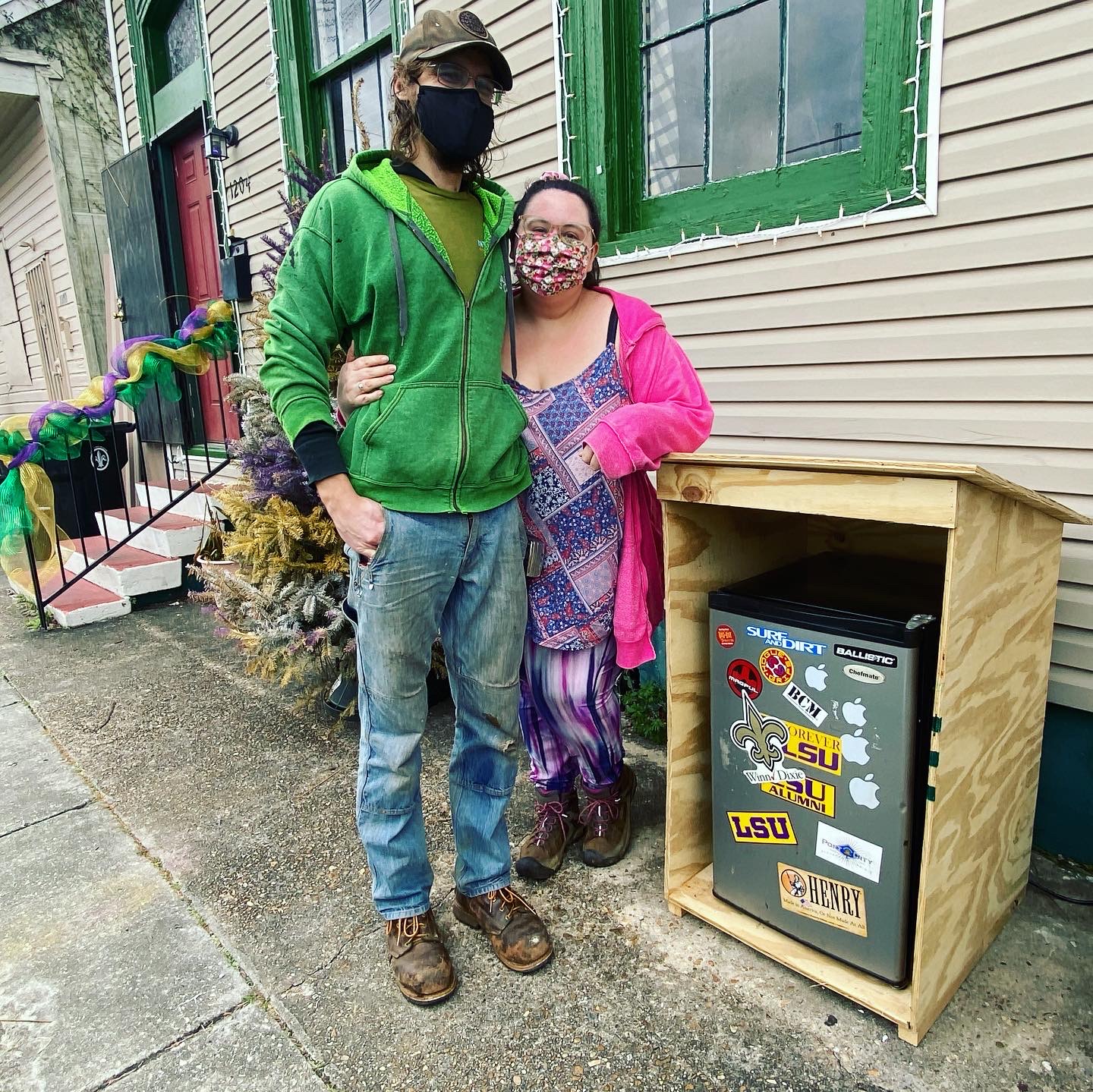 7th Ward Triangle community volunteers with fridge